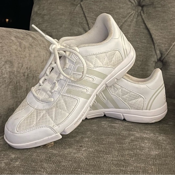 adidas triple cheer shoes